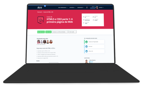 notebook aberto mostrando curso html